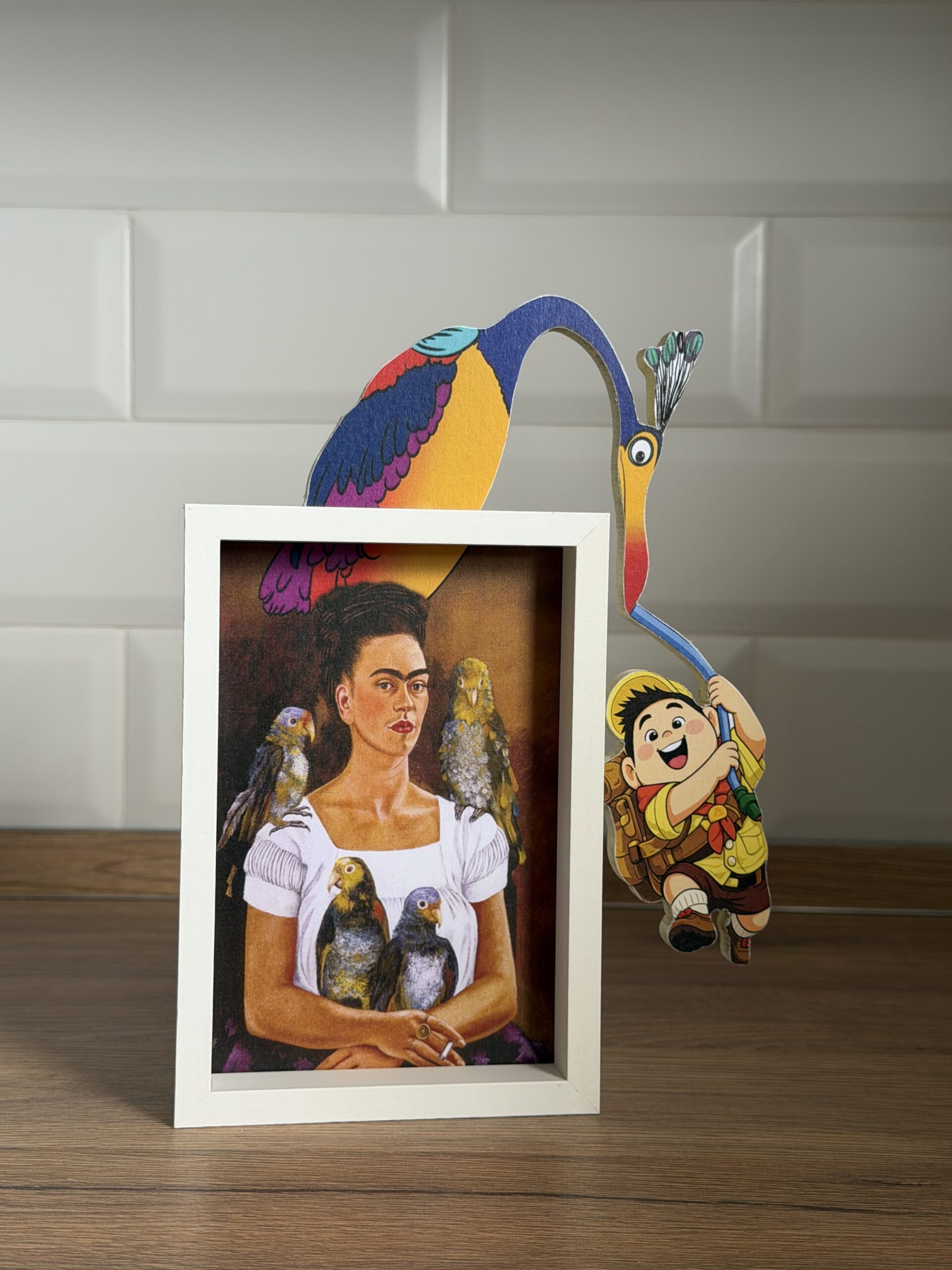 Frida, Beccaccino e Russell - Framed Art | Mini Riffblast